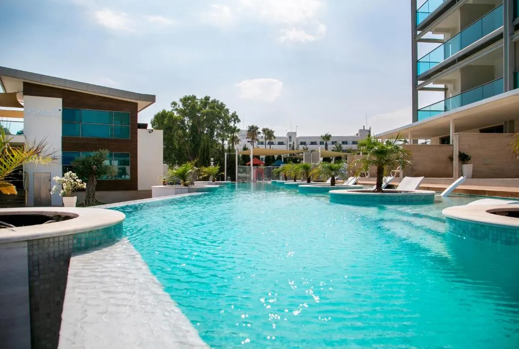 ASTERIAS BEACH HOTEL