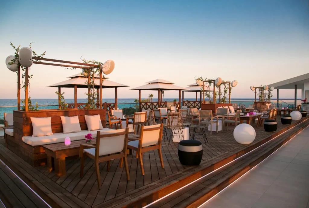 ASTERIAS BEACH HOTEL