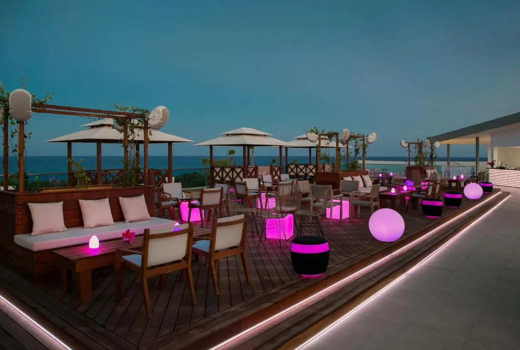 ASTERIAS BEACH HOTEL