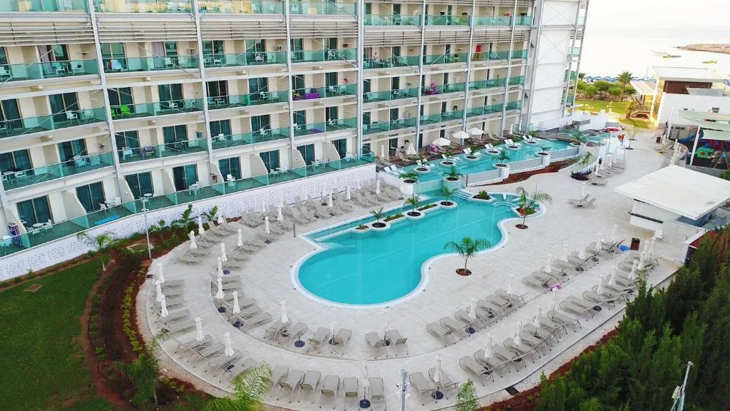 ASTERIAS BEACH HOTEL