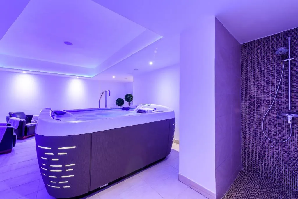 ASTERIAS BEACH HOTEL