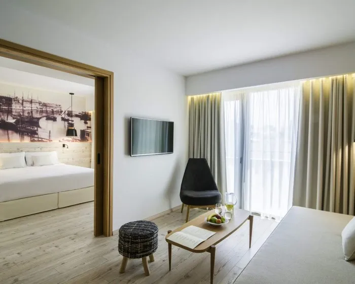 Ibis Styles Heraklion Central, Iraklion, Grčka — Family Room Family Room