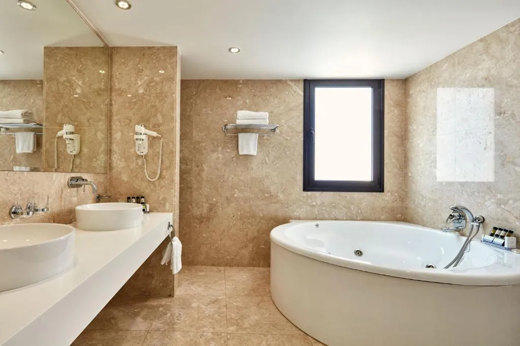 GRECIAN BAY HOTEL