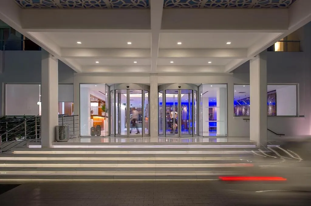 GRECIAN SANDS HOTEL