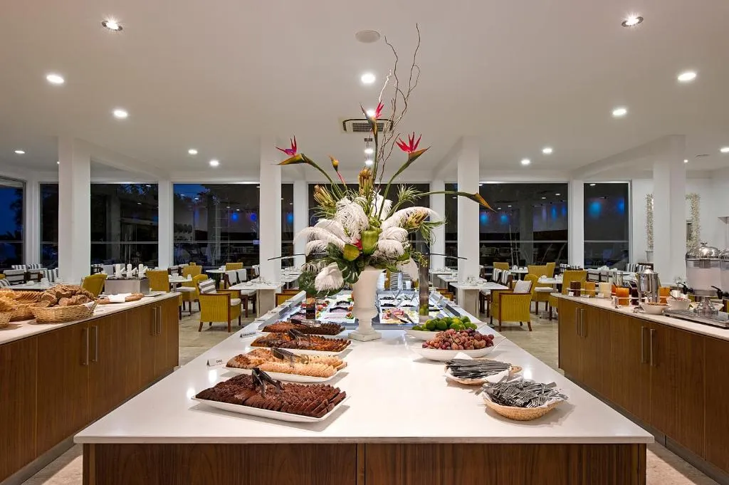 GRECIAN SANDS HOTEL