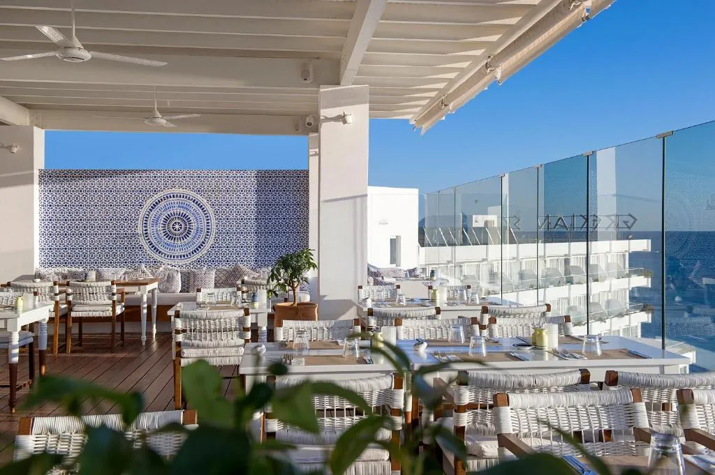 GRECIAN SANDS HOTEL