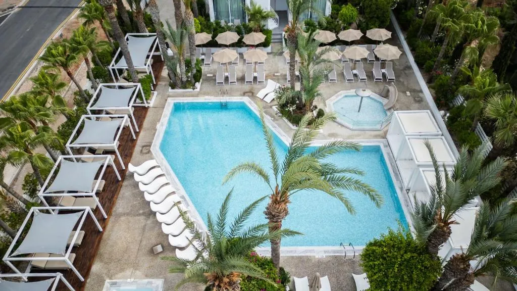 MARGADINA LOUNGE HOTEL