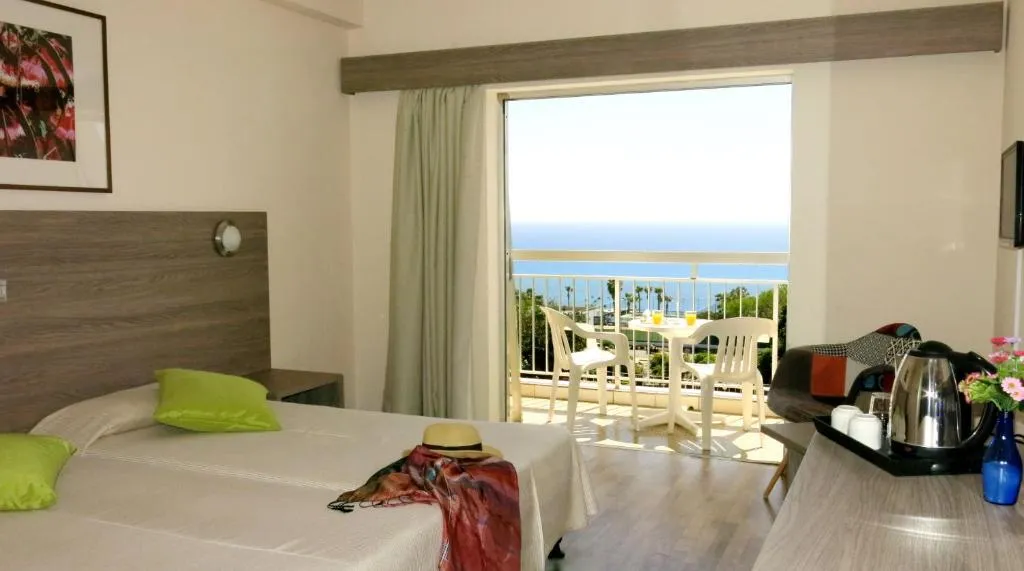 MARINA HOTEL
