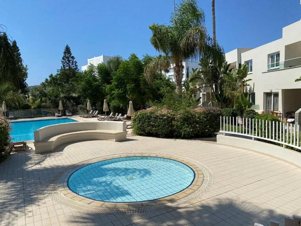 MELISSI BEACH HOTEL