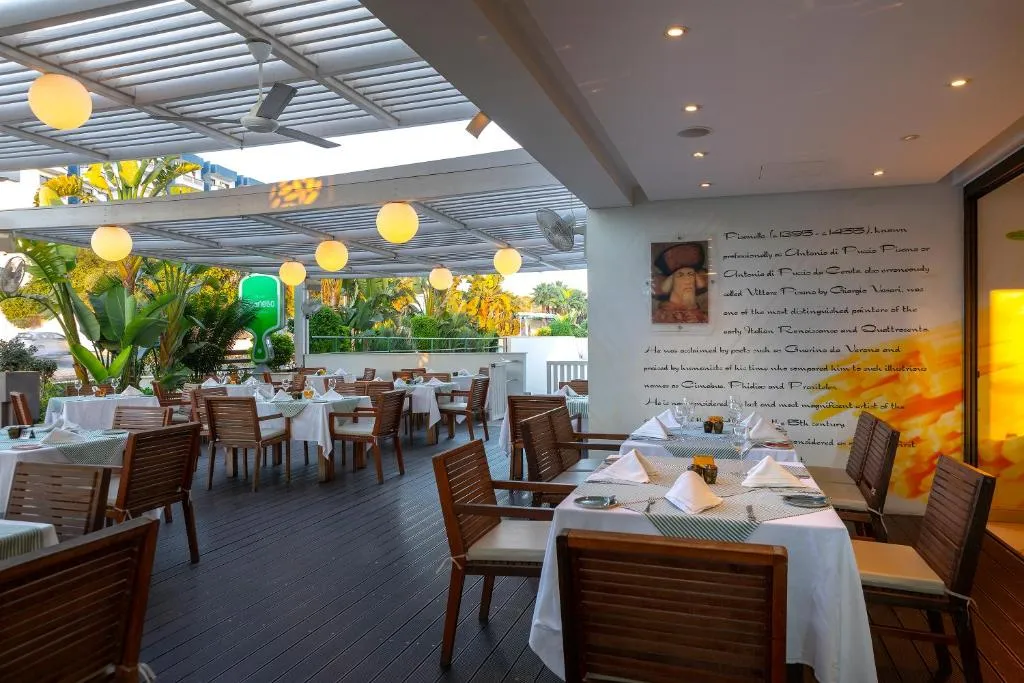 MELISSI BEACH HOTEL