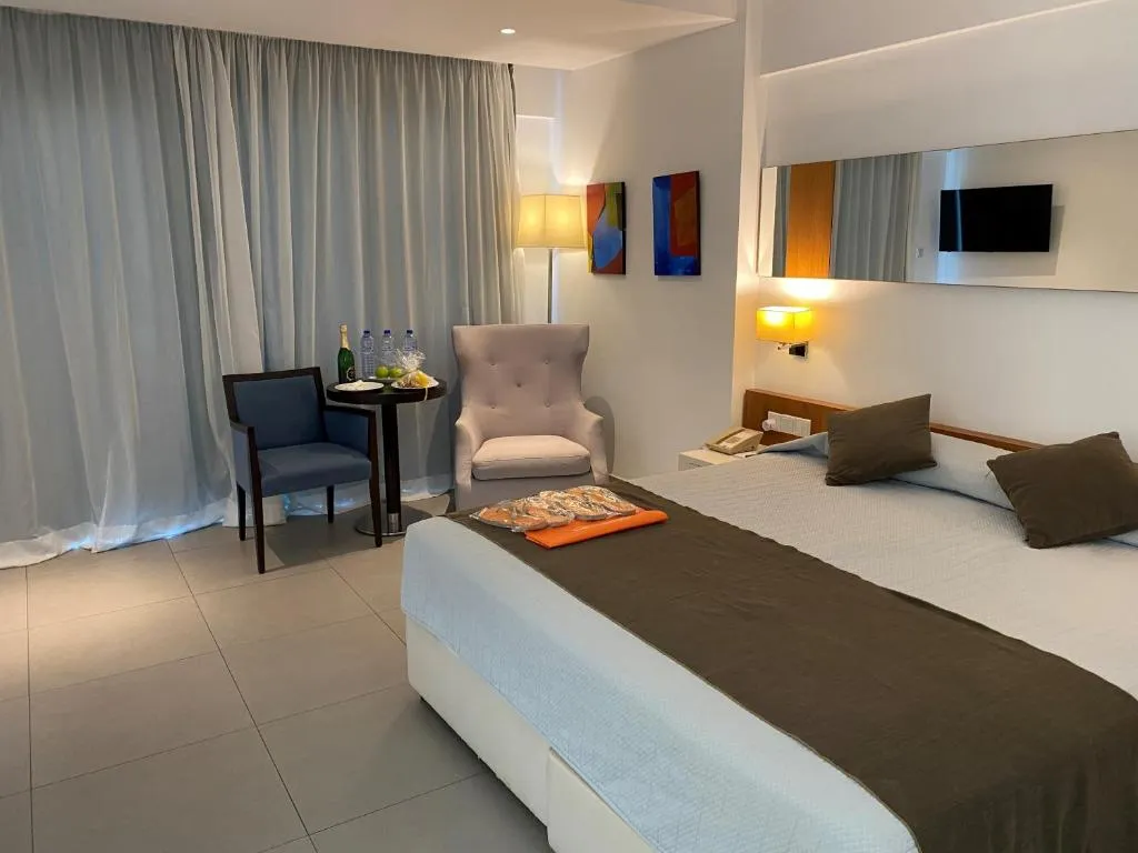 MELISSI BEACH HOTEL