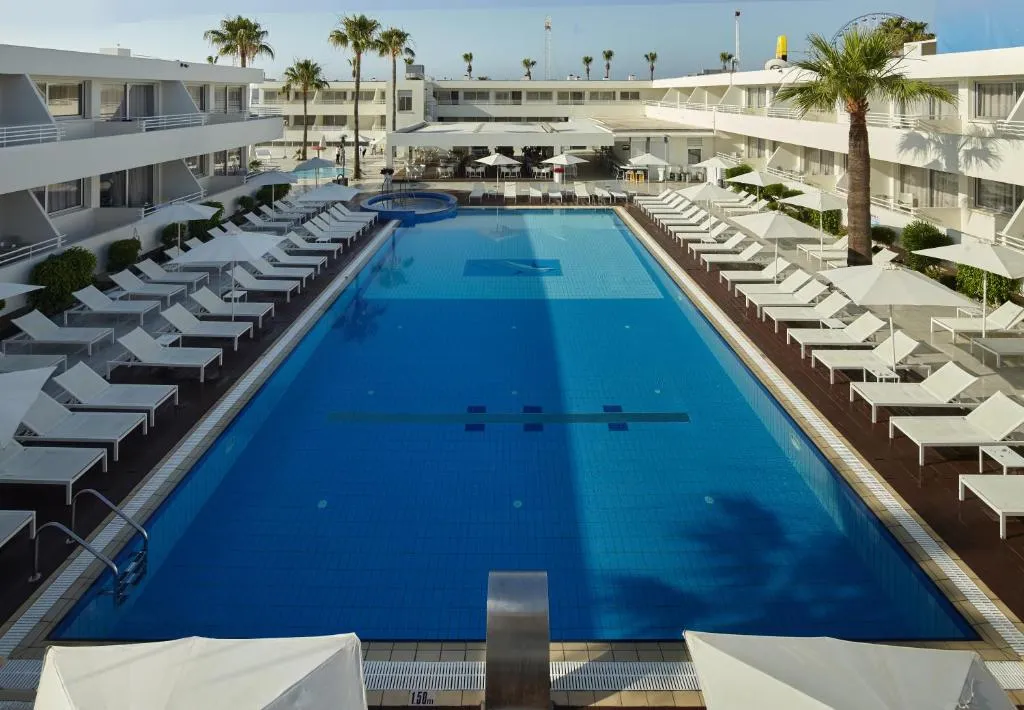 MELPO-ANTIA HOTEL AND SUITES