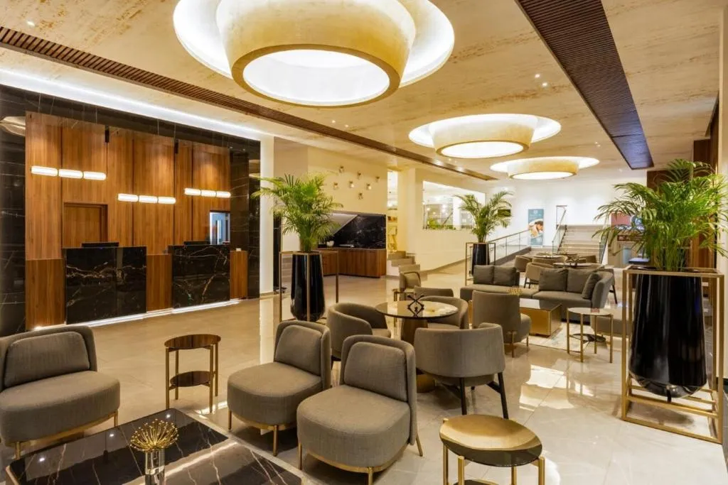 MELPO-ANTIA HOTEL AND SUITES