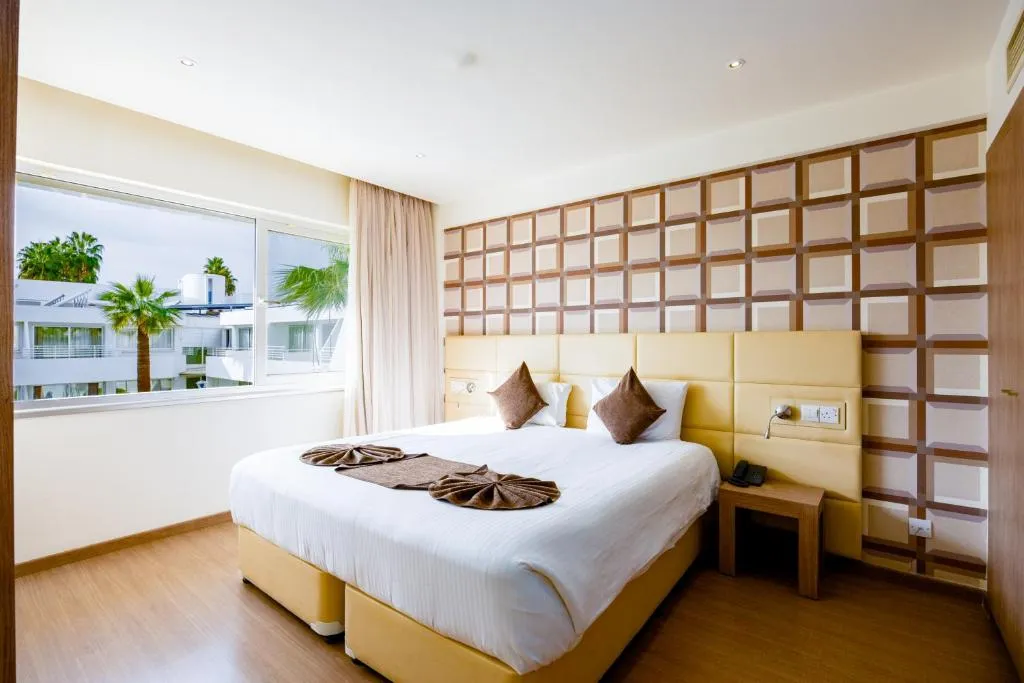 MELPO-ANTIA HOTEL AND SUITES