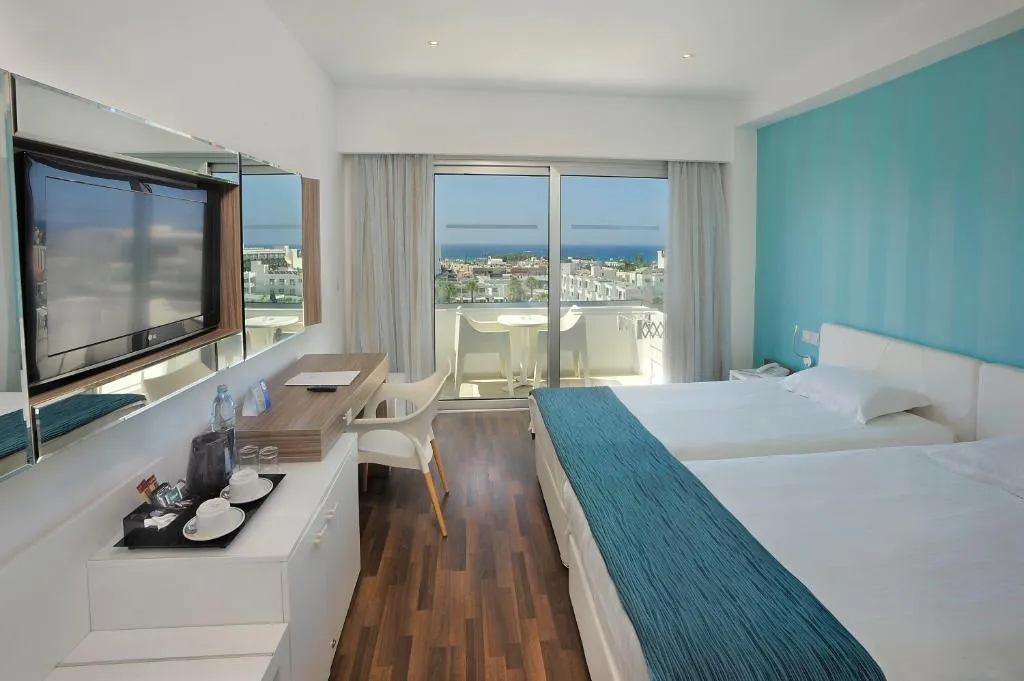 NESTOR HOTEL
