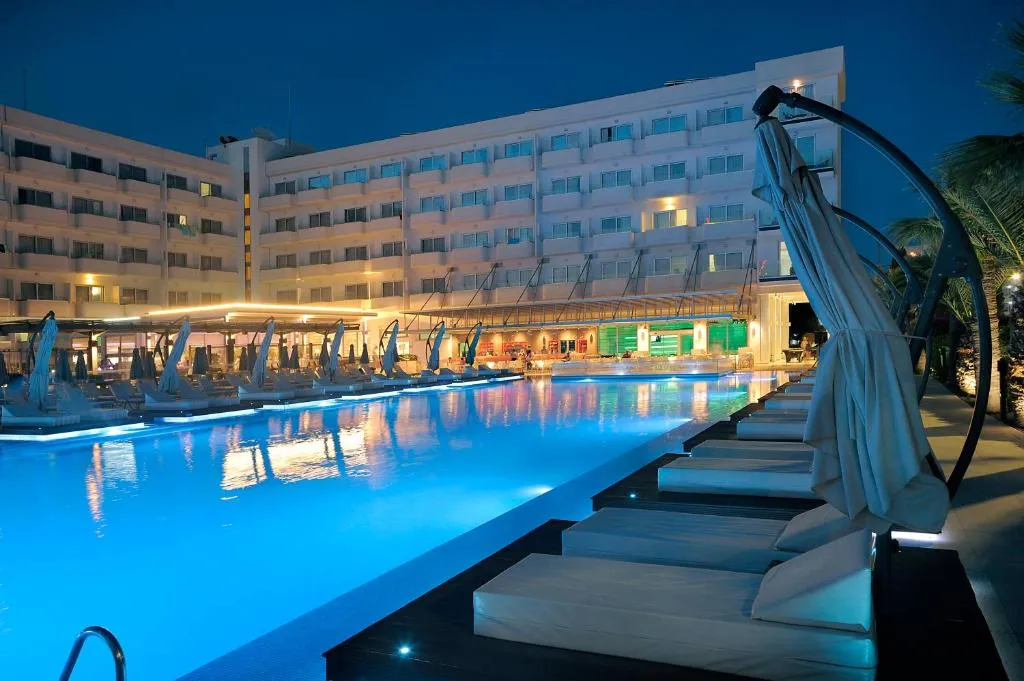 NESTOR HOTEL