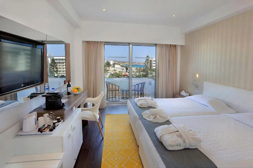 NESTOR HOTEL