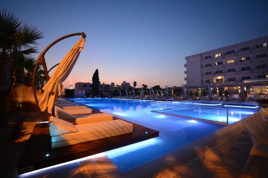 NESTOR HOTEL