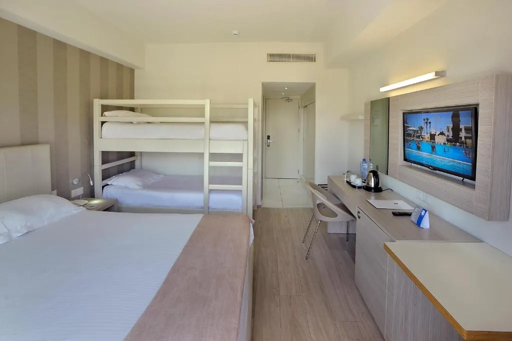 NESTOR HOTEL