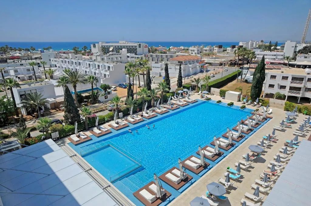 NESTOR HOTEL