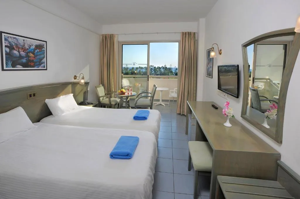 NISSIANA HOTEL AND BUNGALOWS