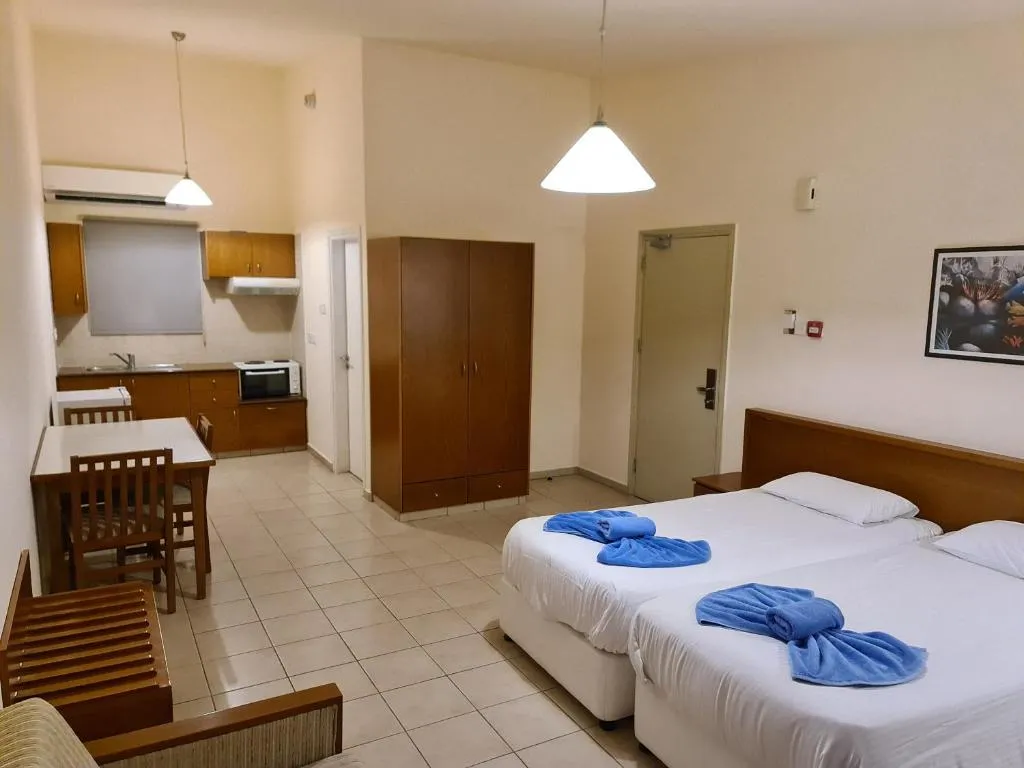 NISSIANA HOTEL AND BUNGALOWS