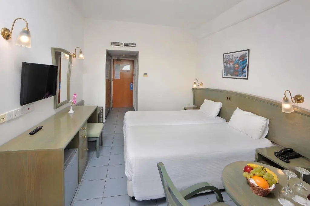 NISSIANA HOTEL AND BUNGALOWS