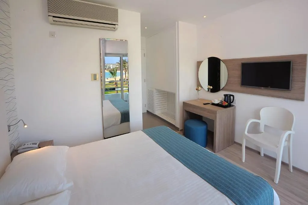 OKEANOS BEACH BOUTIQUE HOTEL