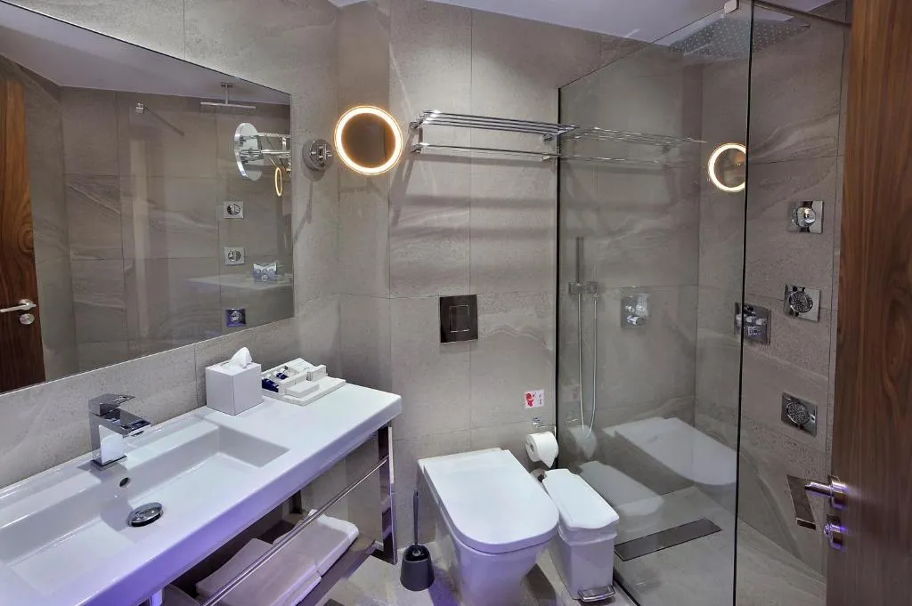 OKEANOS BEACH BOUTIQUE HOTEL