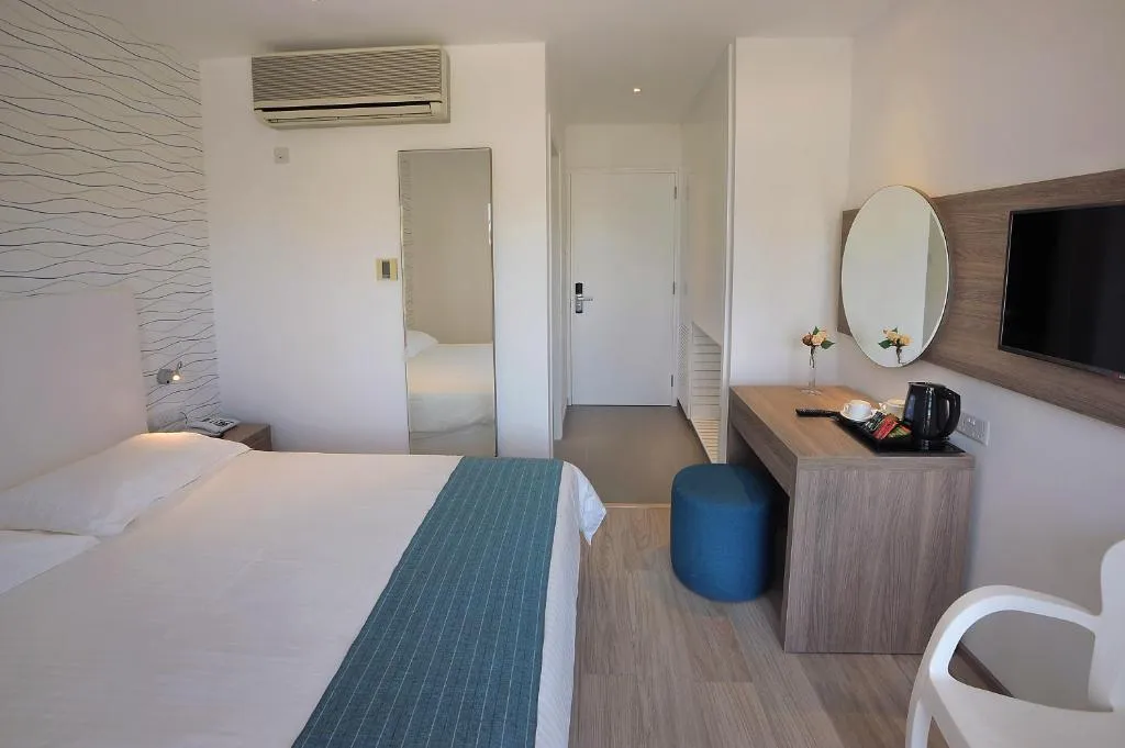OKEANOS BEACH BOUTIQUE HOTEL