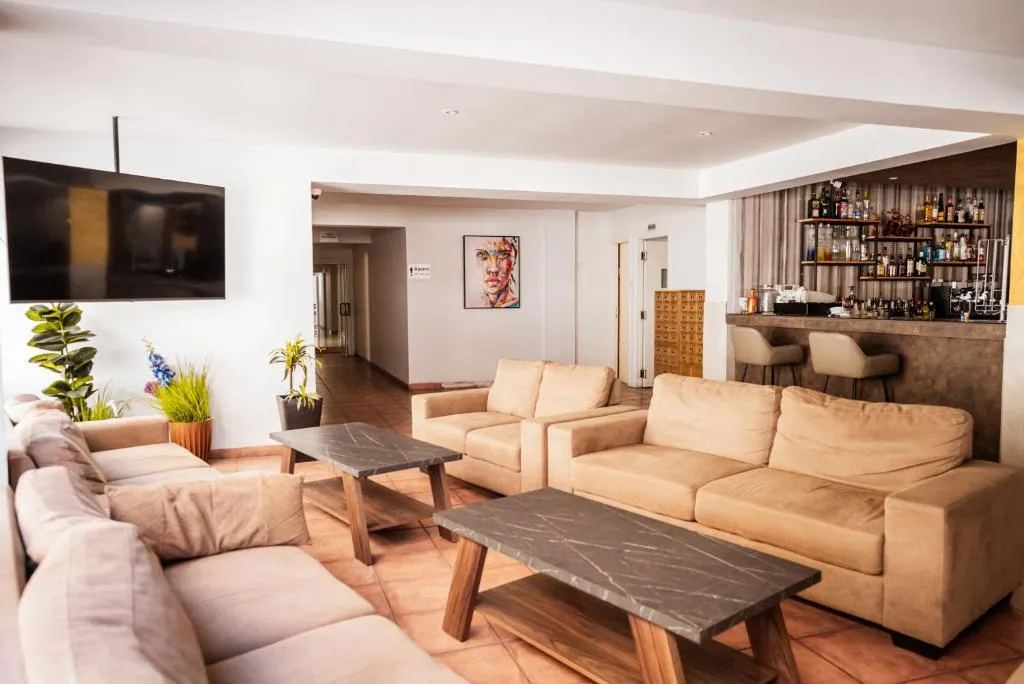 PAUL MARIE HOTEL APTS