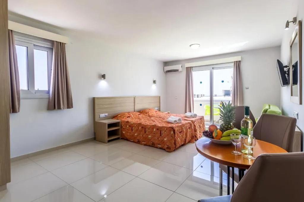 PAUL MARIE HOTEL APTS