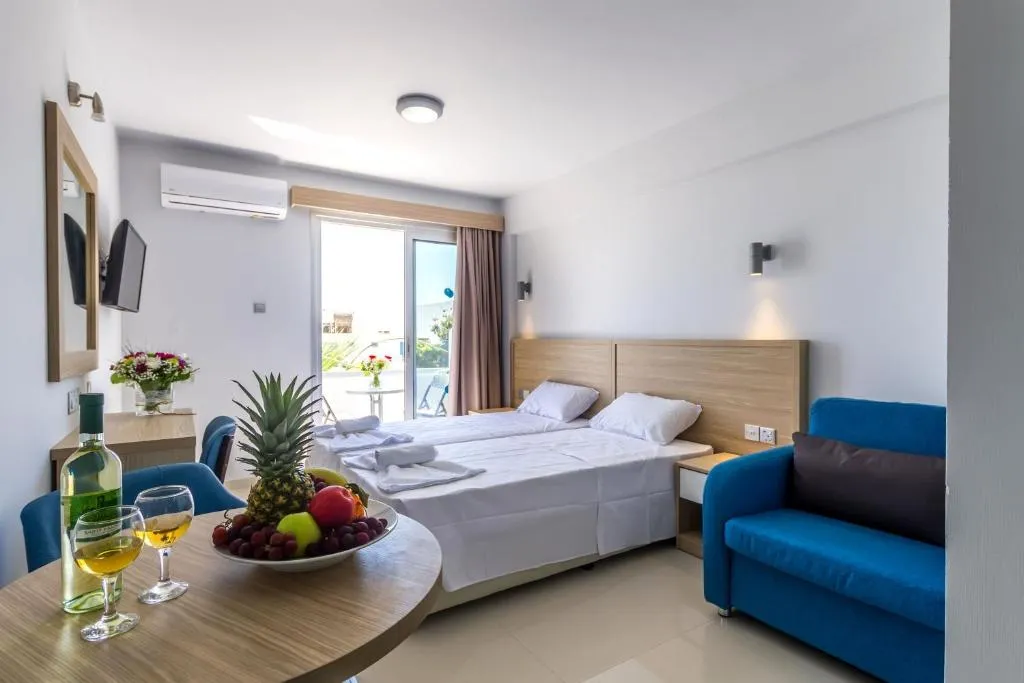 PAUL MARIE HOTEL APTS
