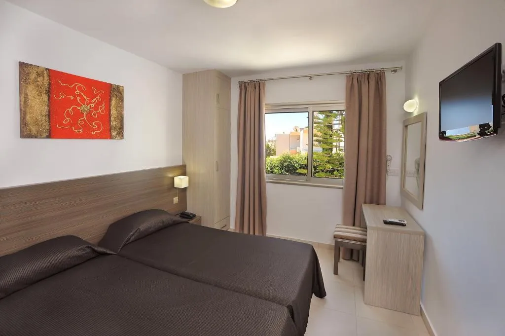 PETROSANA HOTEL APTS