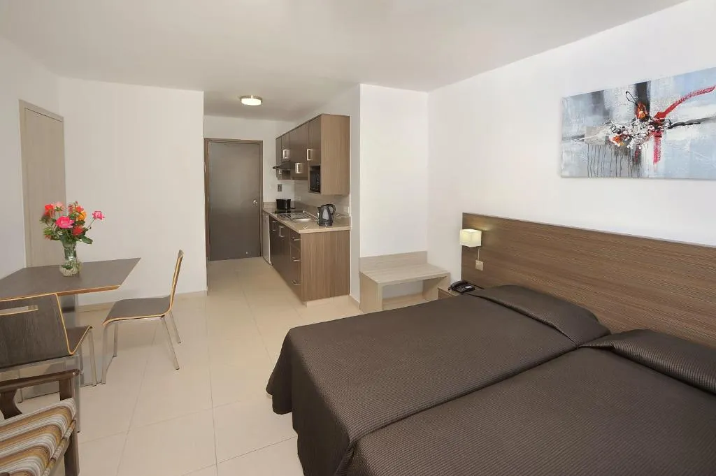 PETROSANA HOTEL APTS