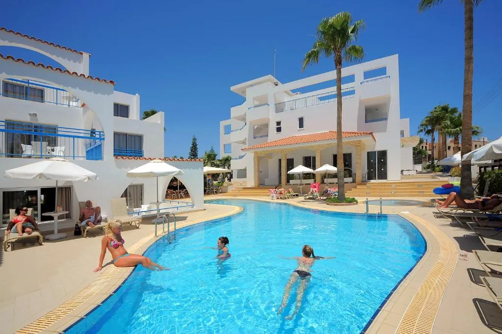 PETROSANA HOTEL APTS