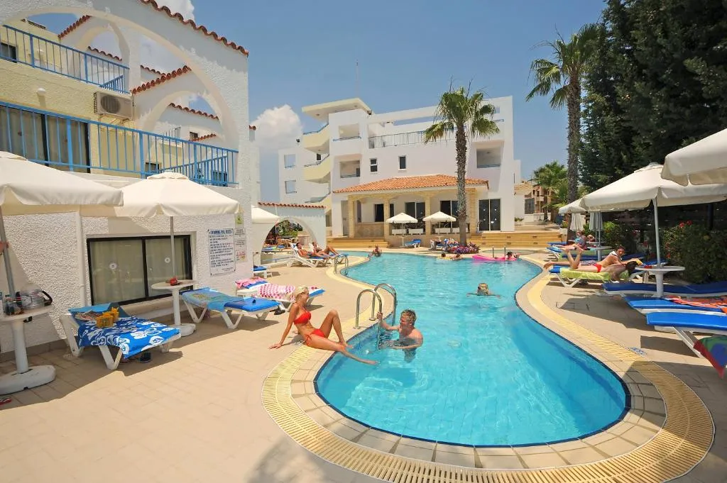 PETROSANA HOTEL APTS