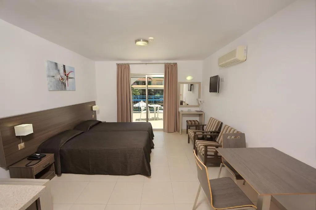 PETROSANA HOTEL APTS