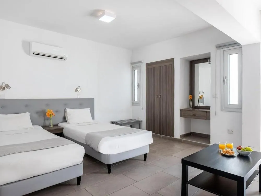 RIO GARDENS HOTEL