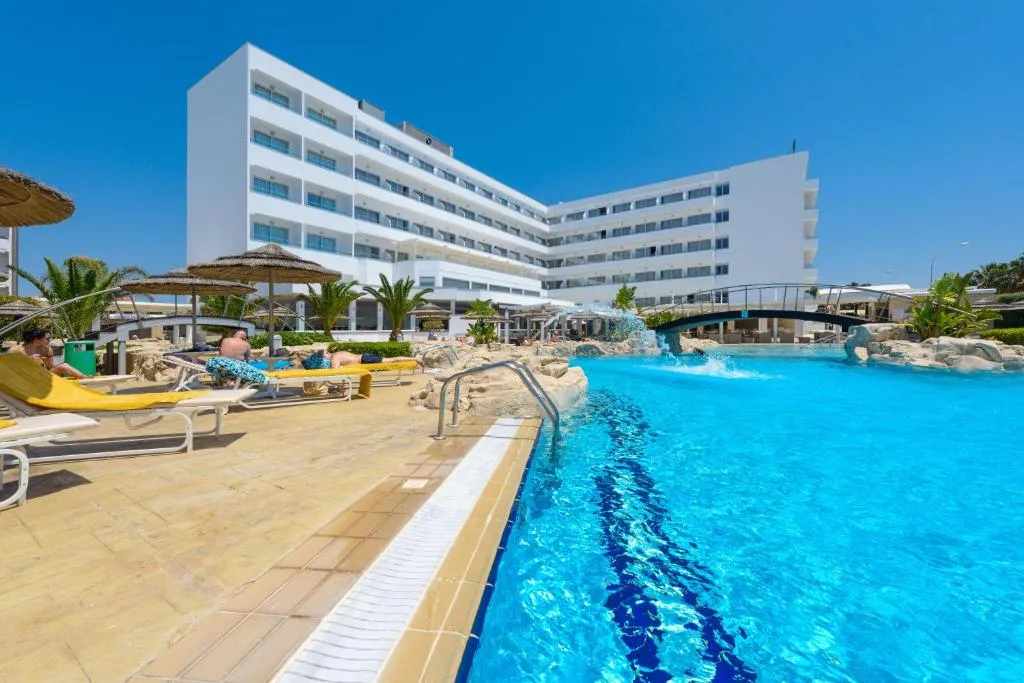 TASIA MARIS BEACH HOTEL