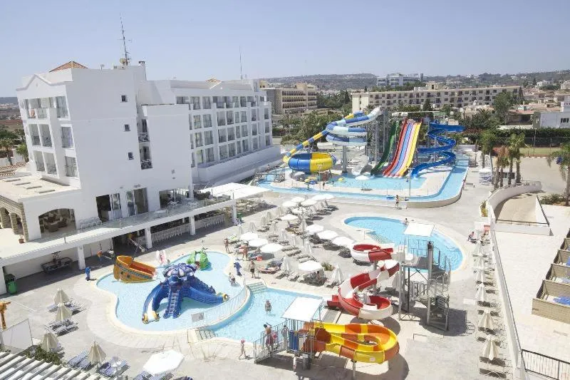 ANASTASIA BEACH APTS