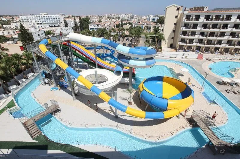 ANASTASIA BEACH APTS