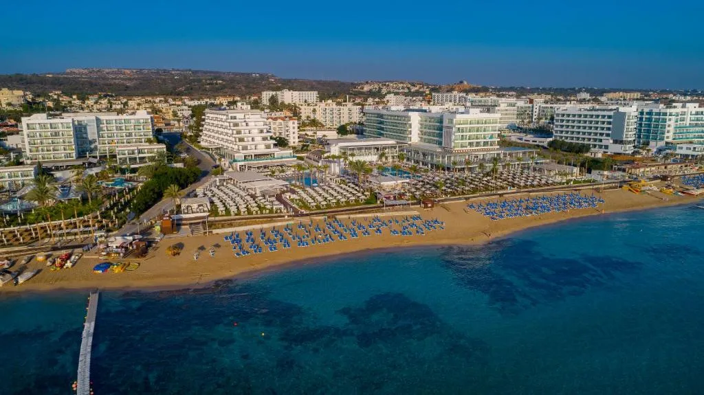 CONSTANTINOS THE GREAT HOTEL