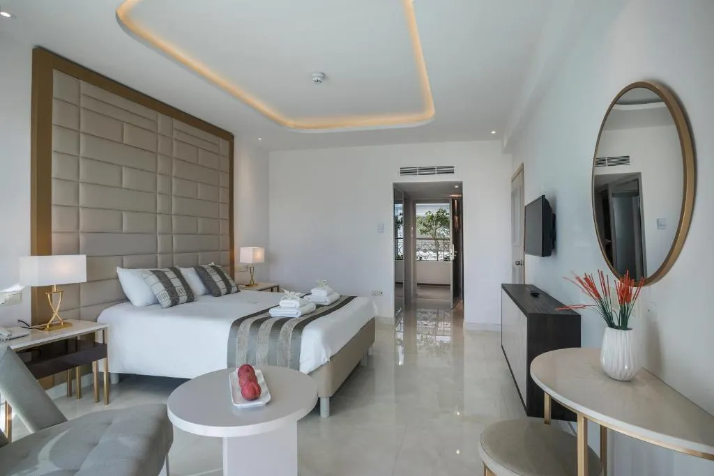 CONSTANTINOS THE GREAT HOTEL