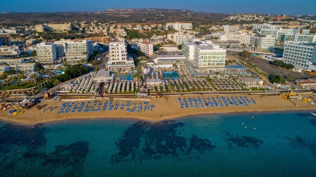CONSTANTINOS THE GREAT HOTEL
