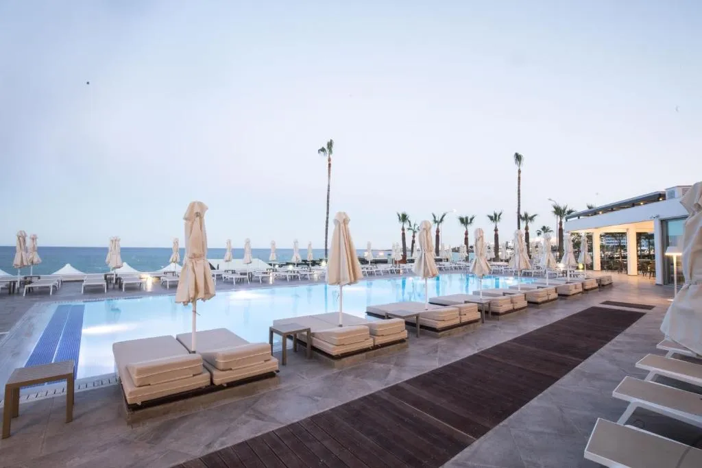 EVALENA BEACH HOTEL