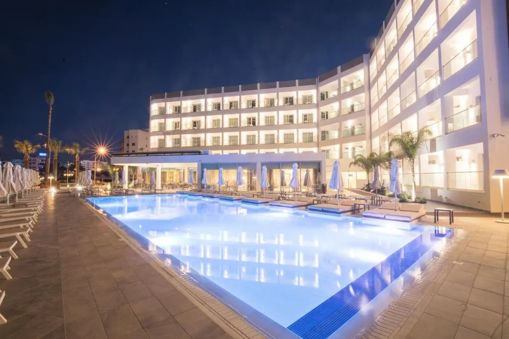 EVALENA BEACH HOTEL