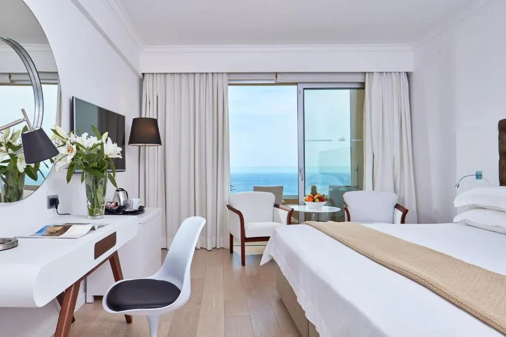 Grecian Park Hotel