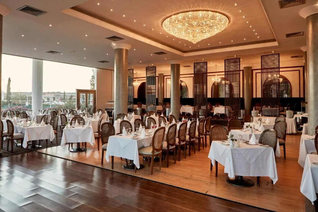 Grecian Park Hotel