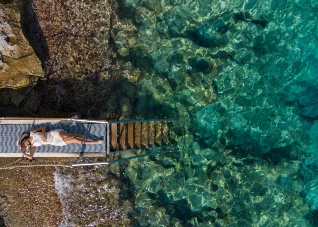LEONARDO CRYSTAL COVE